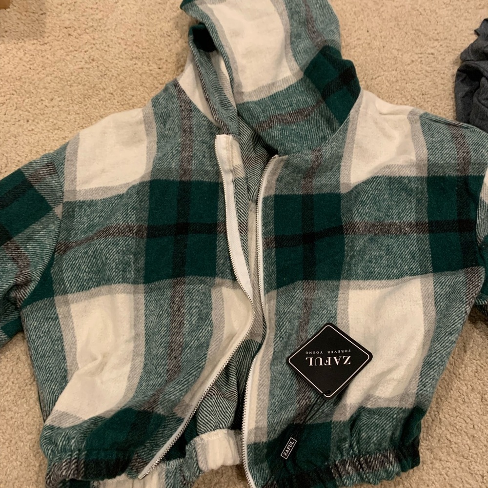 NWT crop flannel